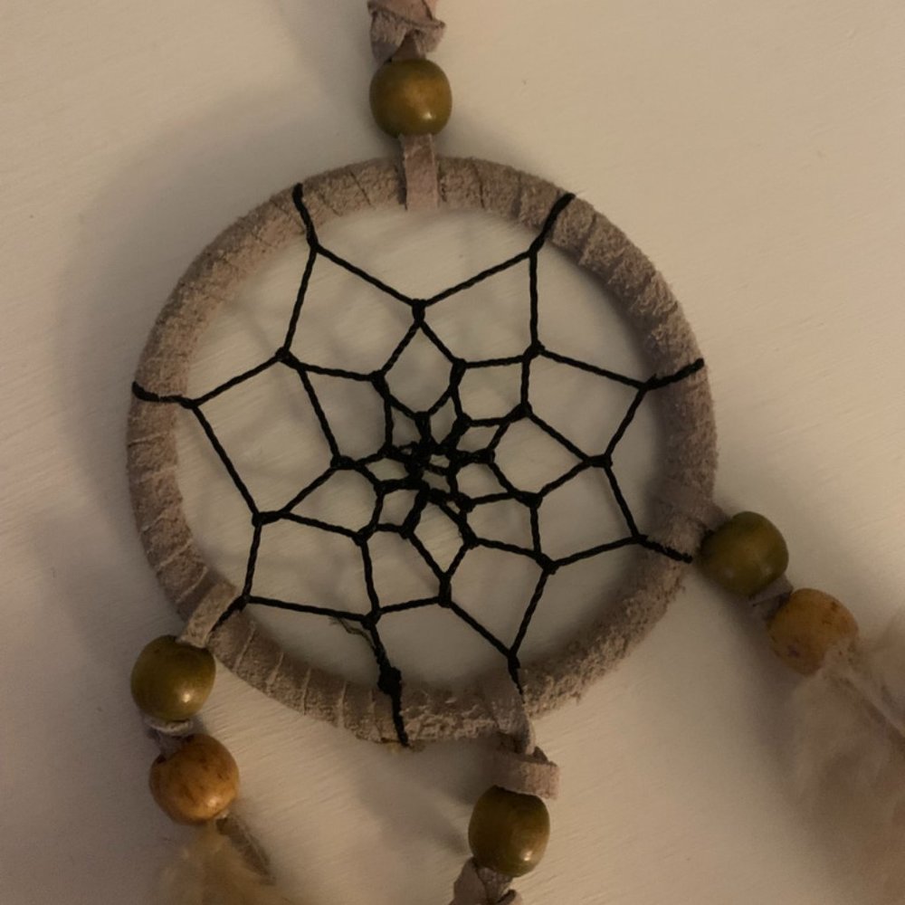 Mini Dreamcatcher 🪶 - Picture 2 of 4
